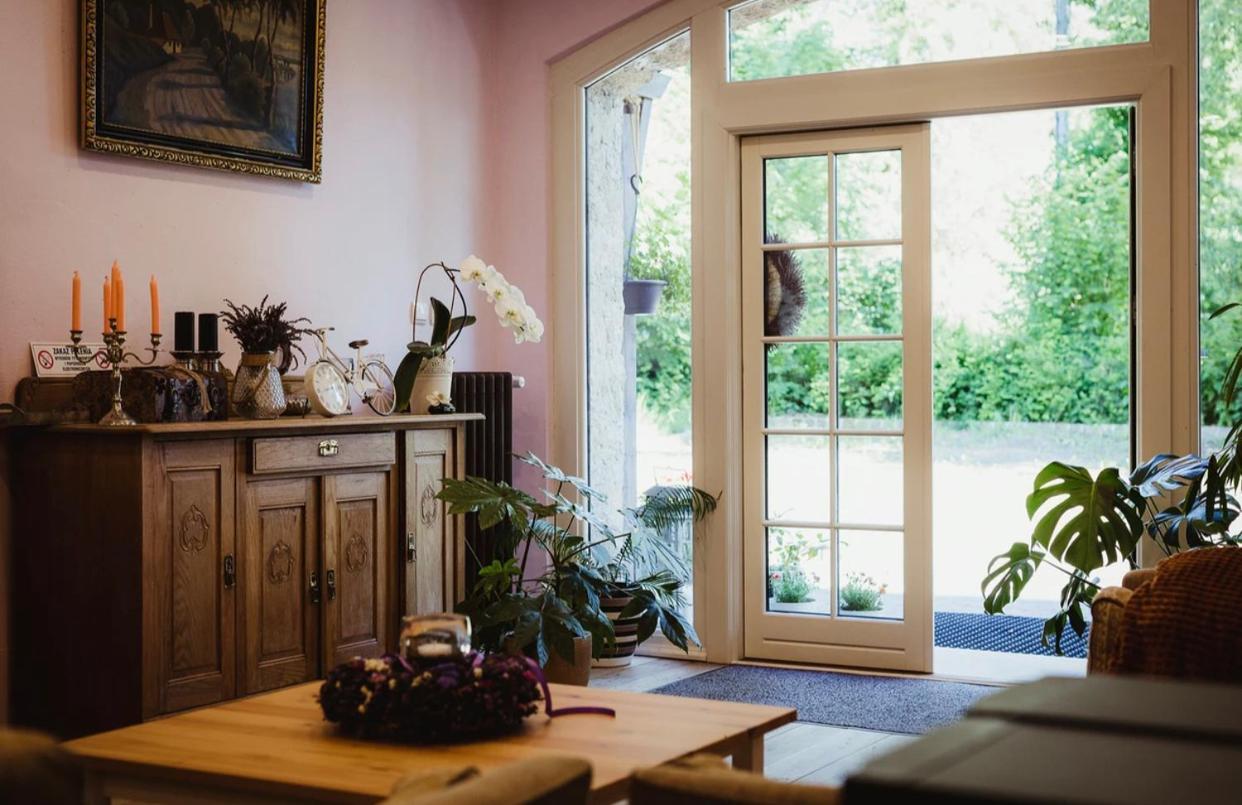 Lawendowa Stajnia Bed & Breakfast Lwowek Slaski Exterior photo